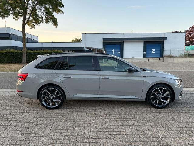 Skoda SUPERB Combi 1.4 TSI iV Sportline Pano Virtual Memory