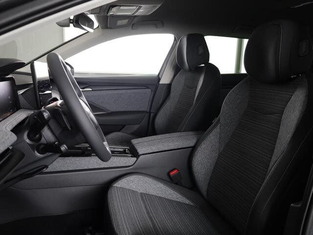 Skoda SUPERB 1.5 TSI PHEV 204pk Business Edition | Trekhaak | Keyless Entry | Elektr. achterklep | Stoelverwarming achterbank |