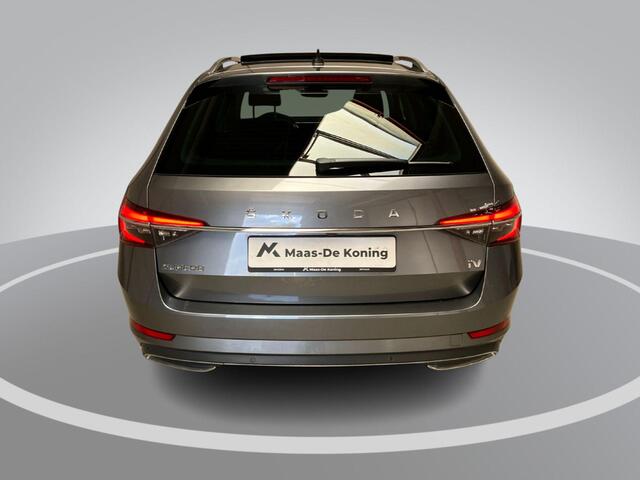 Skoda SUPERB 1.4TSIiV 160kW/218PK Laurin & Klement · Panoramadak · Leder · Navigatie · 360gr Camera · Apple/Android Car Play · Canton Audio ·