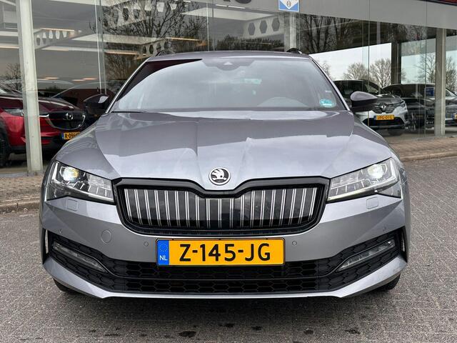 Skoda SUPERB Combi 1.4 TSI iV PHEV Sportline Business | SOH: 91,6% | Matrix Led | All season | Camera | Climate | cruise control | navi | R u i m t e! |