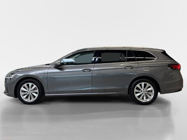 Skoda SUPERB Combi 1.5 TSI PHEV Business Edition I Trekhaak I Massage I Adaptive Cruise I Elek. Stoelen I Camera I CarPlay I Elek. Achterklep I