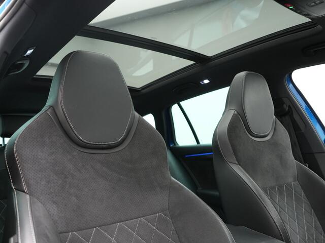 Skoda SUPERB 1.4 TSI iV Sportline PHEV 218pk Dealer O.H | Panodak | Adaptive Cruise | Camera | Crystal LED | Alcantara Sportstoelen Memory & Verwarmd | Keyless | Apple Carplay | Virtual | Navigatie | DAB | 19"L.M |