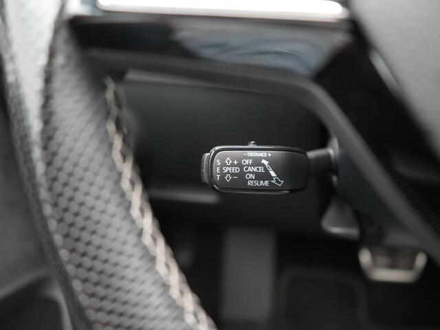 Skoda SUPERB 1.4 TSI iV Sportline PHEV 218pk Dealer O.H | Panodak | Adaptive Cruise | Camera | Crystal LED | Alcantara Sportstoelen Memory & Verwarmd | Keyless | Apple Carplay | Virtual | Navigatie | DAB | 19"L.M |