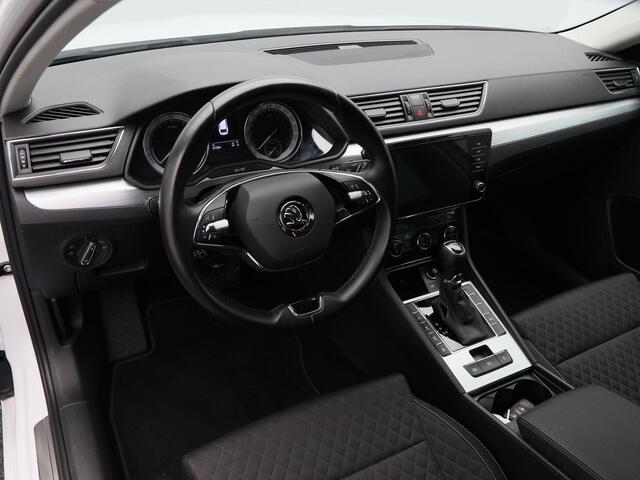 Skoda SUPERB Combi 1.4 TSi 218 Pk iV Business Edition Plus | Cruise Control | Climatronic | Navigatie | Trekhaak | 17 Inch | 97.32Km !!