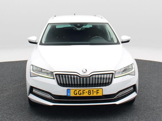Skoda SUPERB Combi 1.4 TSi 218 Pk iV Business Edition Plus | Cruise Control | Climatronic | Navigatie | Trekhaak | 17 Inch | 97.32Km !!