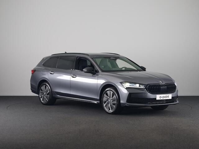 Skoda SUPERB Combi 1.5 TSI PHEV Sportline Business 204 pk 6 versn. DSG | Trekhaak | Winterpakket | Panorama Dak