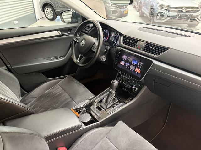 Skoda SUPERB Combi 1.4 TSI ACT/NAVI/CARPLAY/PDC/CAM/DODE HOEK/ADAPTIVE CR/ENZ