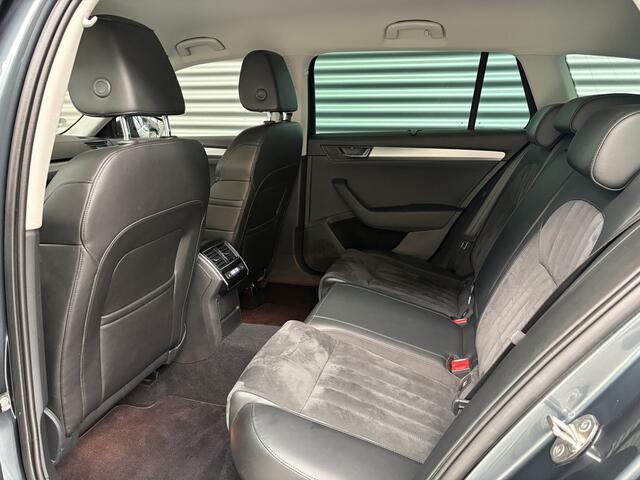 Skoda SUPERB Combi 1.4 TSI ACT/NAVI/CARPLAY/PDC/CAM/DODE HOEK/ADAPTIVE CR/ENZ