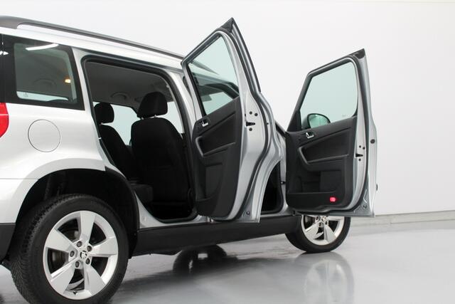 Skoda YETI 1.2 TSI Greentech JOY 111PK, AIRCO | CRUISE CONTROLE | TREKHAAK | VERWARMDE STOELEN | PARKEERSENSOREN