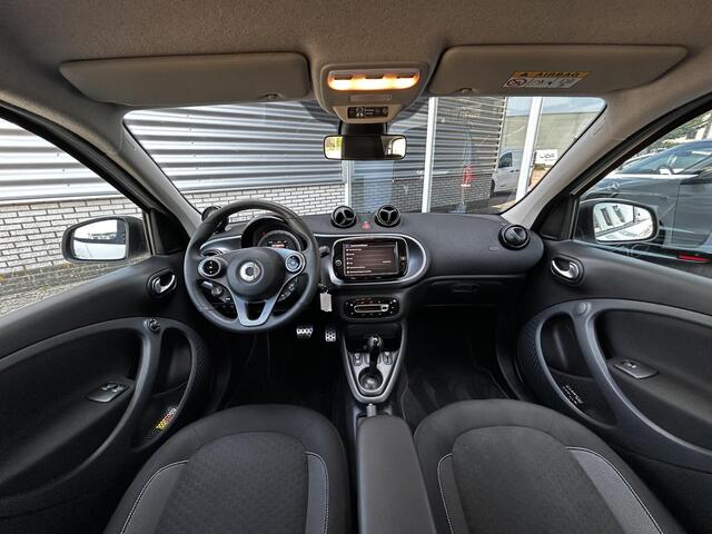 Smart EQ FORFOUR Comfort 18 kWh | Airco | Carplay