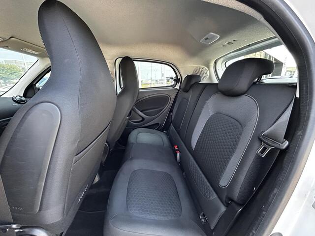 Smart EQ FORFOUR Comfort 18 kWh | Airco | Carplay