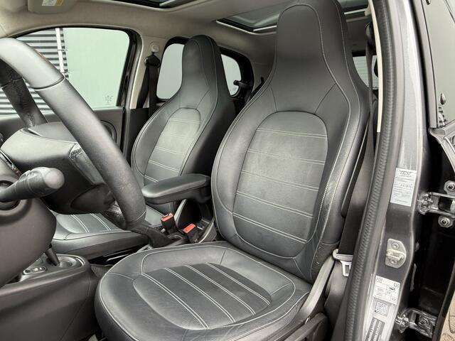 Smart EQ FORFOUR BWJ 2020 | Comfort PLUS 18 kWh | LEER | PANO | NAVI | CRUISE | CAMERA | CARPLAY |