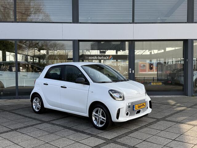 Smart EQ FORFOUR Essential 18 kWh | 89% SOH | LMV | Leder |