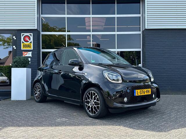 Smart EQ FORFOUR Comfort PLUS 18 kWh, Automaat, Bluetooth, Camera, Cruise, Pano, Leder, DAB, NAP