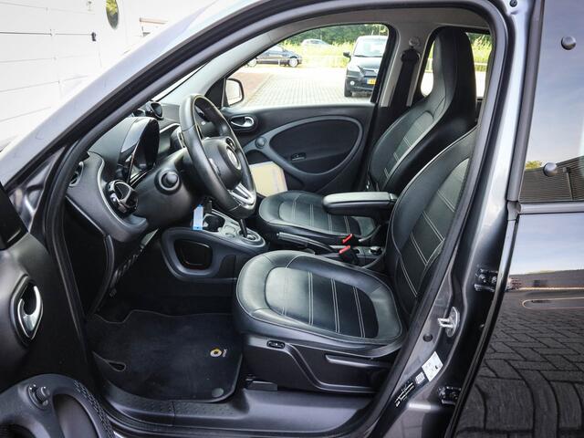 Smart FORFOUR 1.0 Business Solution | Clima | Cruise | Navi | Leer | Stoelverwarming | Pdc |