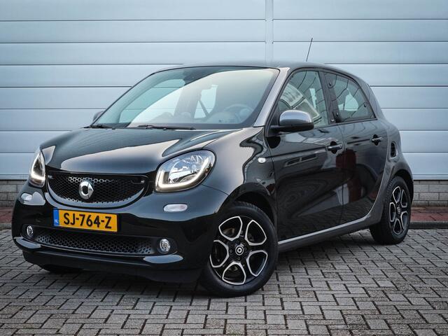 Smart FORFOUR 1.0 Business Solution | Clima | Cruise | Navi | Leer | Stoelverwarming | Pdc |