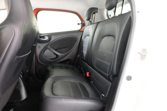 Smart FORFOUR 1.0 Business Solution | CLIMA | NAVI | CRUISE | STOELVERW. |