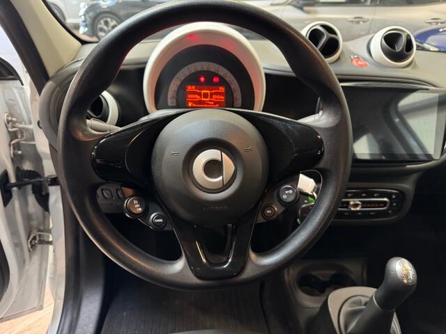 Smart FORFOUR 1.0 Pure / CLIMA / CRUISE / APPLE CARPLAY /