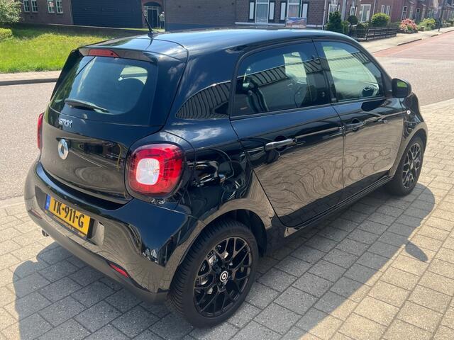 Smart FORFOUR 1.0 T PASSION