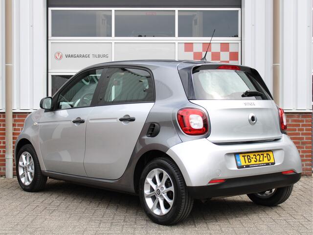 Smart FORFOUR 1.0 Business Solution /Climate/Cruise control/15'LM/Bluetooth/LED/ISOFIX/CV/NAP! 2e eig!