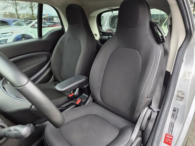 Smart FORTWO EQ Comfort 18 kWh | SOH 90,2% | Nieuwe APK | Cruise | Pano