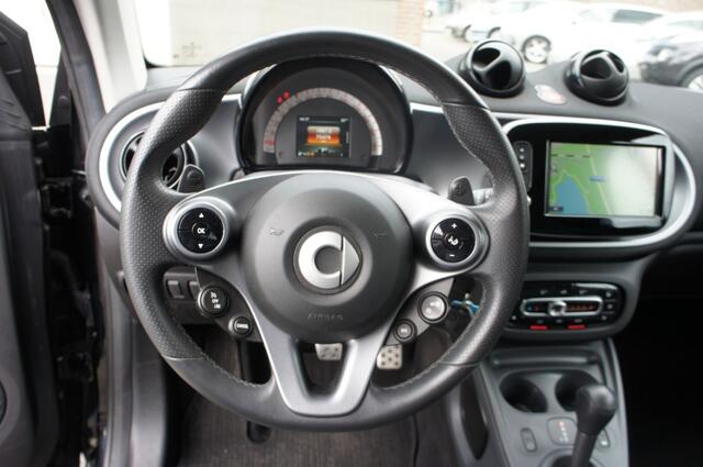 Smart FORTWO 1.0 T 90PK BRABUS Nightrunner LEDER/NAVI/CRUISE KEURIGE STAAT