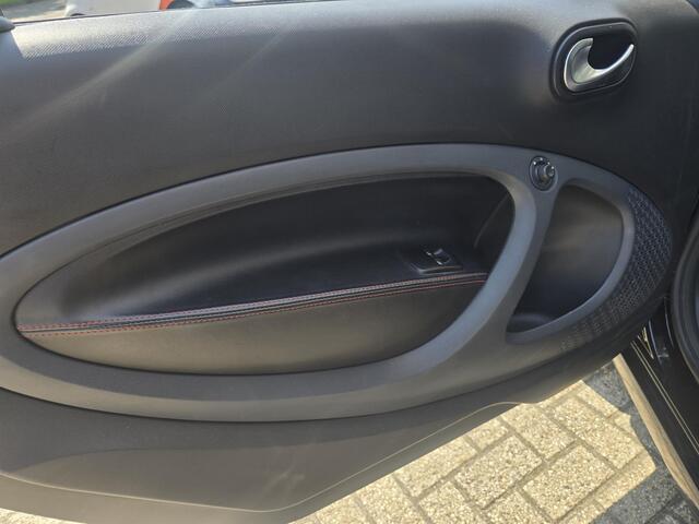 Smart FORTWO cabrio 1.0 Turbo Passion Trekhaak! soudsystem upgrade!