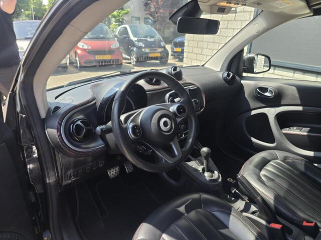 Smart FORTWO cabrio 1.0 Turbo Passion Trekhaak! soudsystem upgrade!