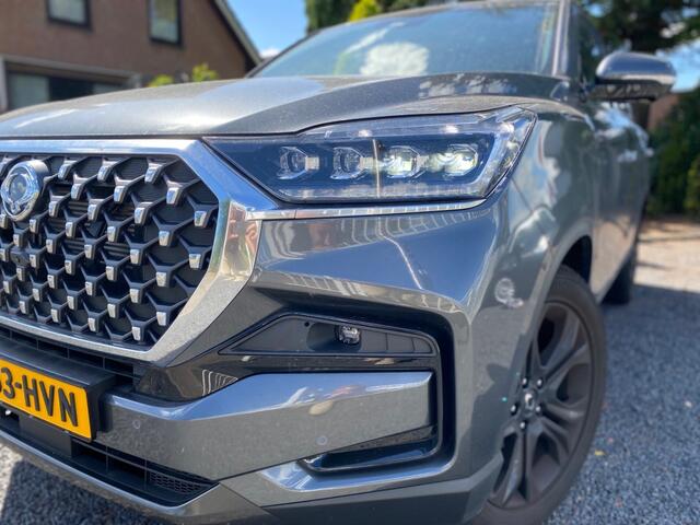 Ssangyong REXTON 2.2D / 2.2e-XDi 4WD SAPPHIRE / TITANIUM PLUS PACK Grijskenteken ⬠20.000 KORTING