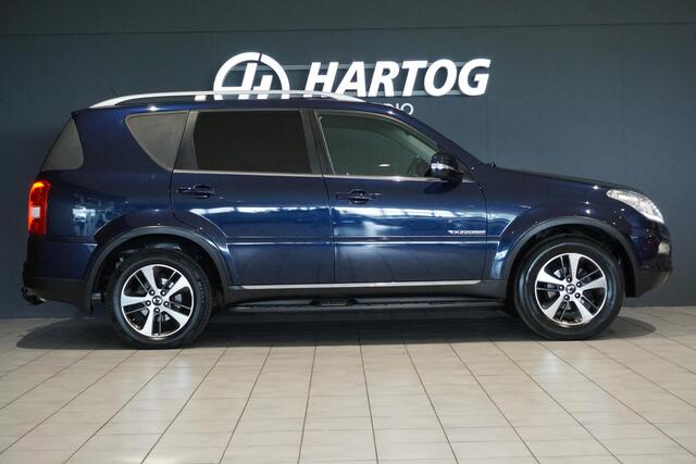 Ssangyong REXTON RX 220 e-XDI Sapphire + CAMERA / STOELVERWARMING / LEDER