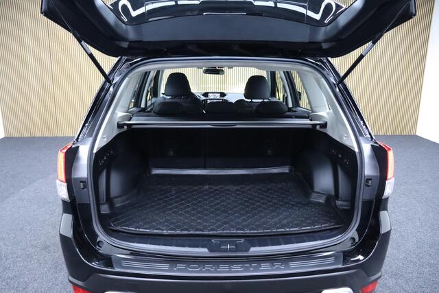 Subaru FORESTER 2.0i e-BOXER Comfort | Adaptive-cruise | Trekhaak | Maps Navigatie | Clima | Apple Carplay & Android Auto | Dodehoekdetectie