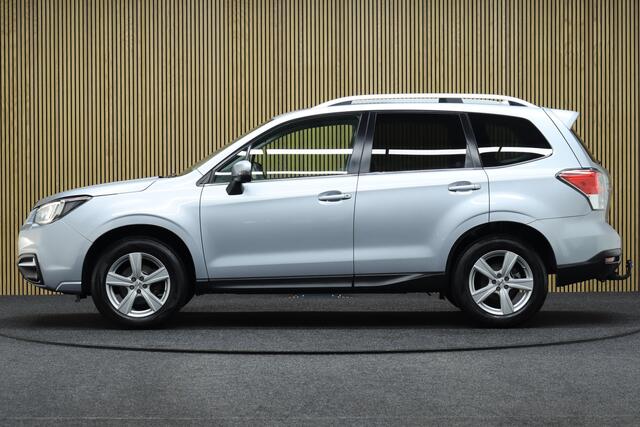 Subaru FORESTER 2.0 Premium AWD | Cruise-control | Afneembare Trekhaak | Elek. Panoramadak | Elek. Achterklep | Camera | Leder | Clima | Keyless | Navigatie