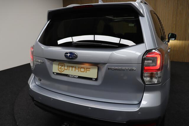 Subaru FORESTER 2.0 Premium AWD | Cruise-control | Afneembare Trekhaak | Elek. Panoramadak | Elek. Achterklep | Camera | Leder | Clima | Keyless | Navigatie