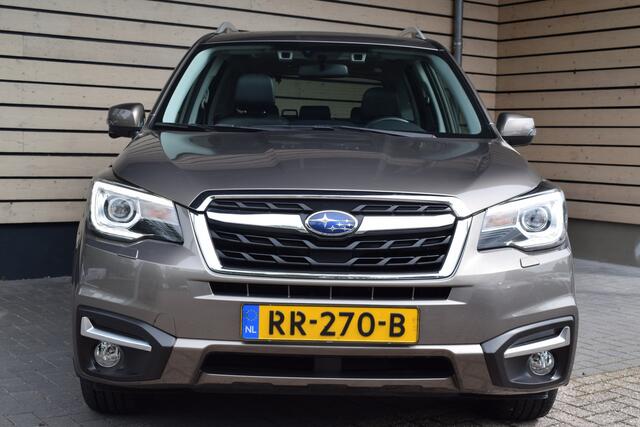 Subaru FORESTER 2.0 Premium - Dealer onderhouden - Trekhaak