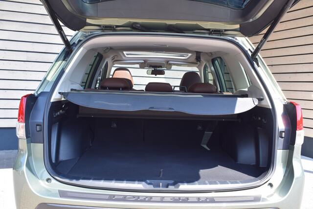 Subaru FORESTER 2.0i e-BOXER First Edition - Afneembare trekhaak