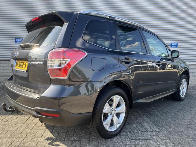 Subaru FORESTER 2.0 Premium | Trekhaak | Parkeersensoren achter | Lage KM-stand | Dealeronderhouden | meest Luxe Uitvoering