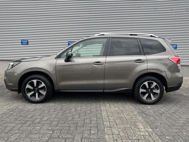 Subaru FORESTER 2.0 Premium Premium| Leder interieur| Trekhaak|1e eigenaar| Nieuw Staat!!!!!!