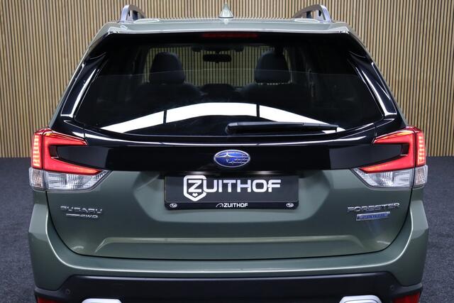 Subaru FORESTER 2.0i e-BOXER First Edition AWD | Panoramadak | Adaptive-cruise | Trekhaak | Leder | Camera | Clima | Elek. Achterklep | EyeSight | Apple Carplay & Android Auto | Keyless | Dodehoekdetectie