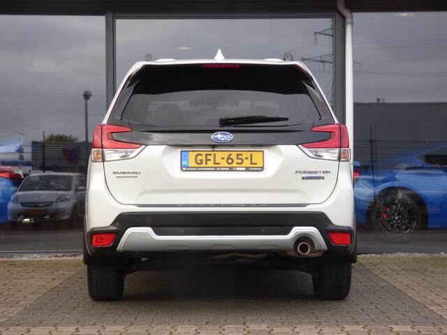 Subaru FORESTER 2.0i e-BOXER Luxury-Plus | Trekhaak |