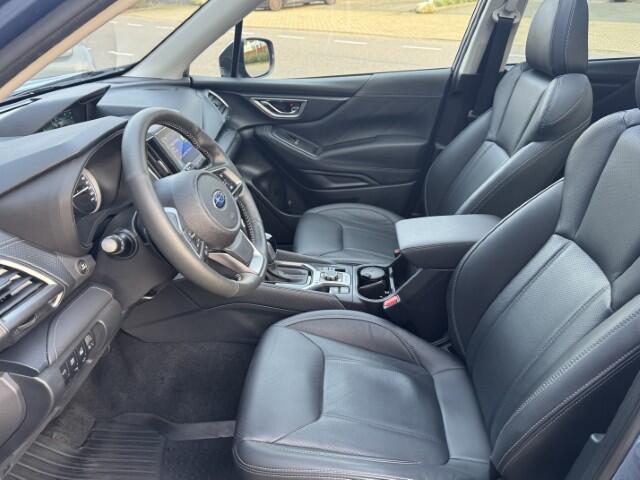 Subaru FORESTER 2.0i e-BOXER Premium Pano dak