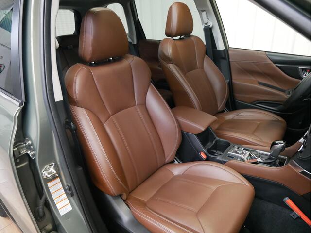 Subaru FORESTER 2.0 e-Boxer First Edition Eye-Sight / Navigatie / Apple Carplay en android auto