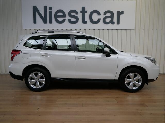 Subaru FORESTER 2.0 Nagano met leer en navigatie