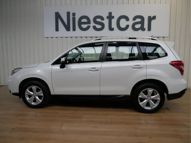 Subaru FORESTER 2.0 Nagano met leer en navigatie