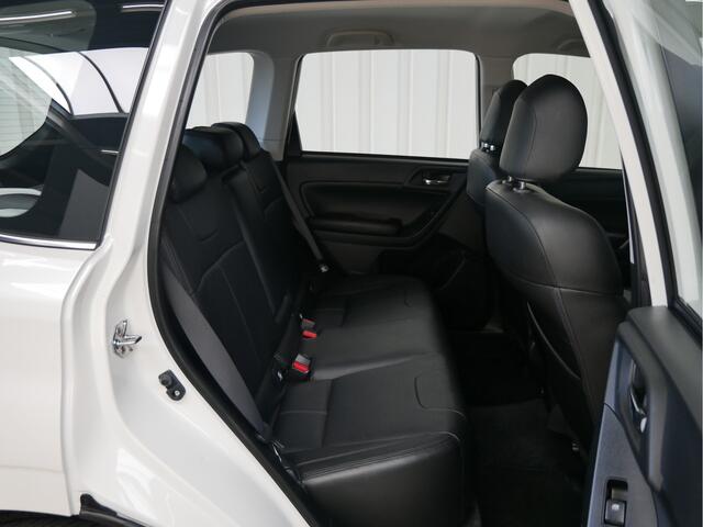 Subaru FORESTER 2.0 Nagano met leer en navigatie