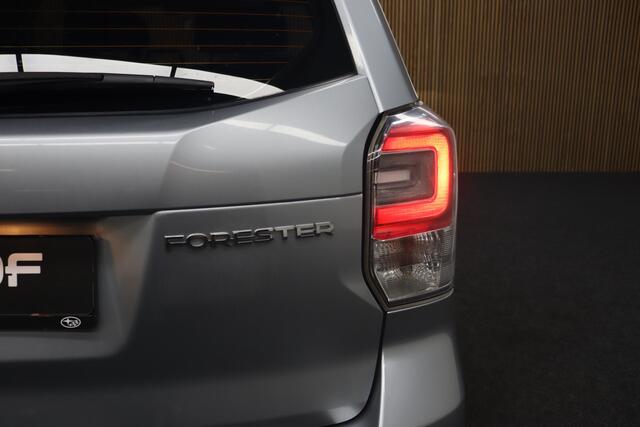 Subaru FORESTER 2.0 Spring Edition | Elek. Glazen Panoramadak | Adaptive-cruise | Afneembare Trekhaak | Camera | Clima | Parkeersensoren | X-Mode | Stoelverwarming Voor & Achter