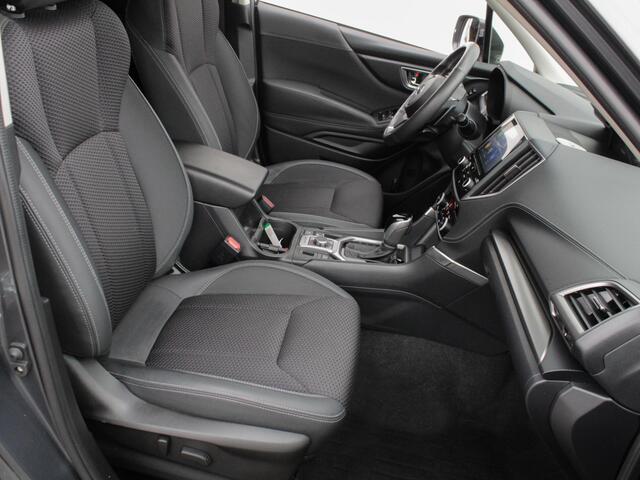 Subaru FORESTER 2.0i e-BOXER Luxury | Carplay Navigatie | Camera | Clima | Trekhaak