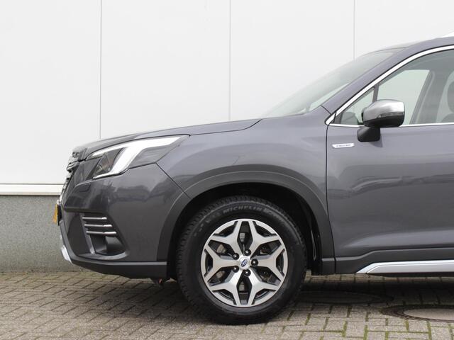 Subaru FORESTER 2.0i e-BOXER Luxury | Carplay Navigatie | Camera | Clima | Trekhaak