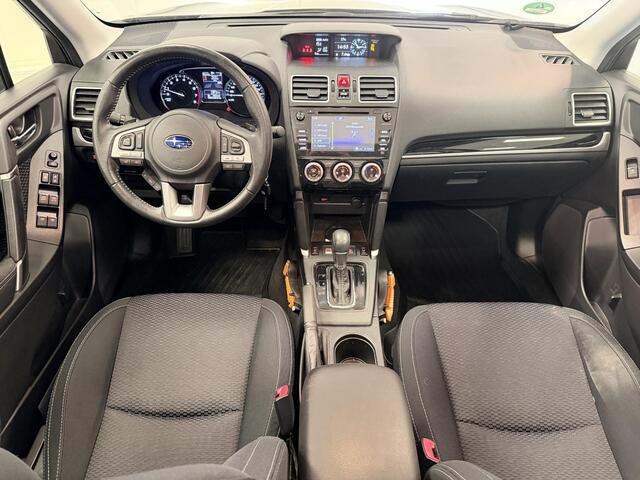 Subaru FORESTER 2.0 Luxury | Panorama dak | Trekhaak | Unieke km-stand! |