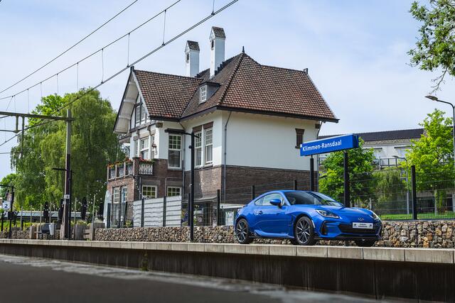 Subaru FORESTER 2.0i e-BOXER Premium Schuifdak Leer Navi Camera ACC