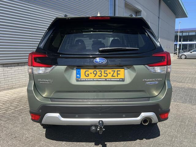 Subaru FORESTER 2.0i e-BOXER First Edition Automaat | Lage Kilometerstand | Trekhaak | All Season Banden | Elek. Schuif/Kantel Dak | Apple Carplay & Android Auto | Climate Control | 18" LM Velgen